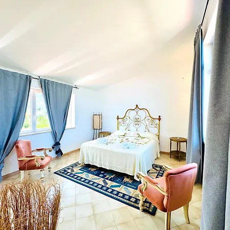Donna Vincenza Villa